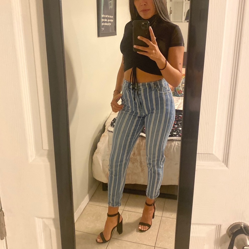 Gap Denim Striped Mom Jeans. Super cute